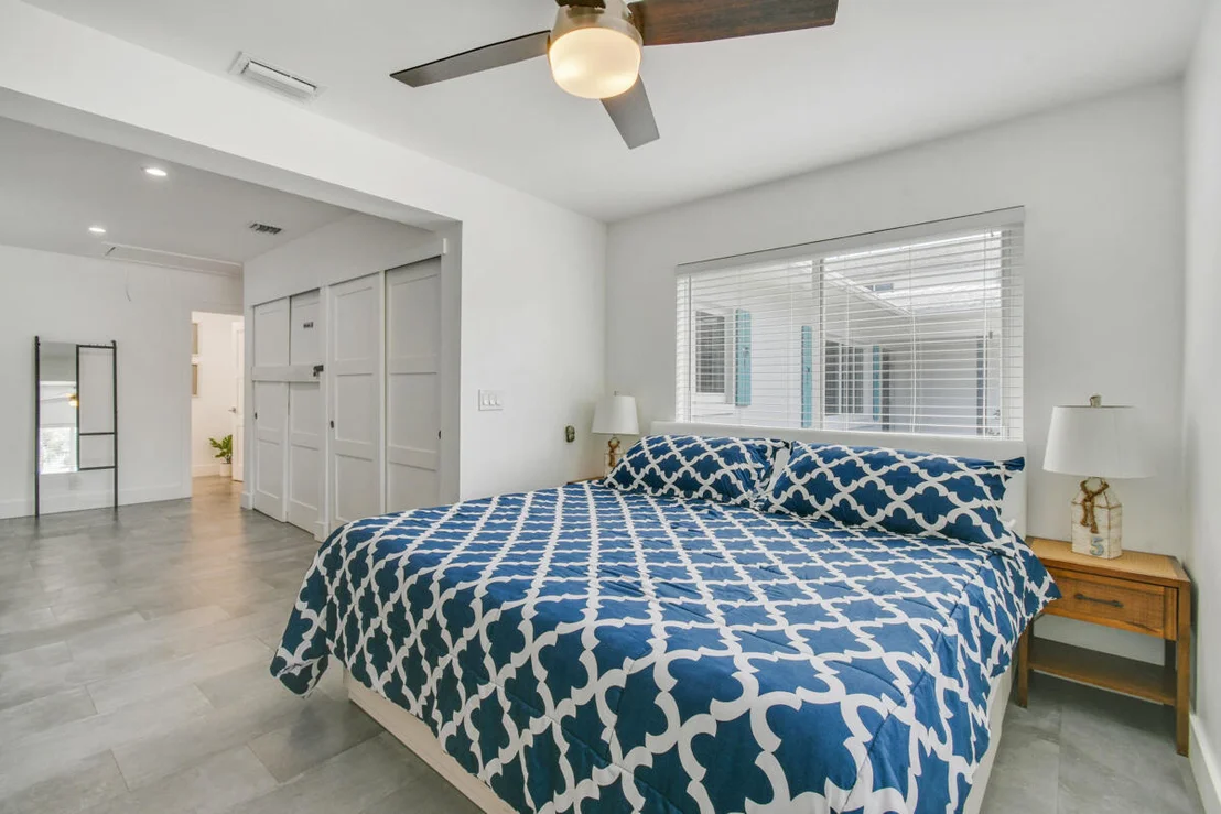 Photo of 1182 Beach Road
