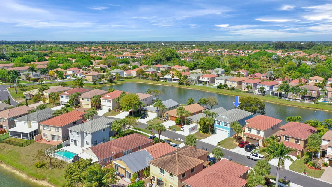Photo of 6109 Spring Isles Boulevard