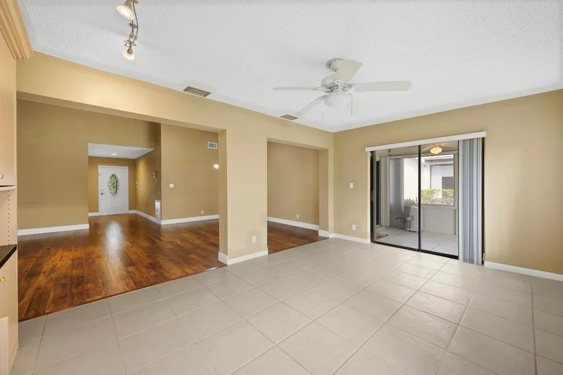 Photo of 7974 Cloverfield Circle