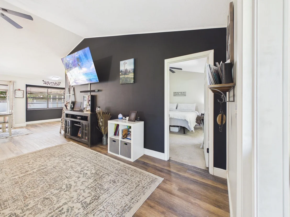 Photo of 1150 SW 85TH Way