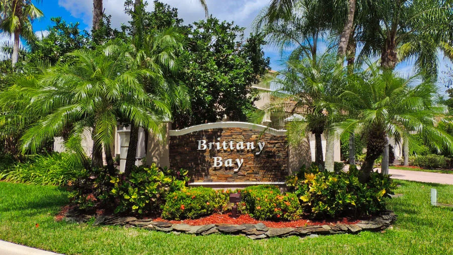 Photo of 2433 Sandy Cay