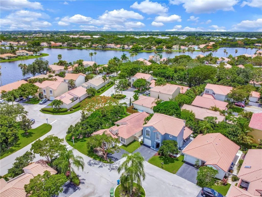 Photo of 1451 Garden Road