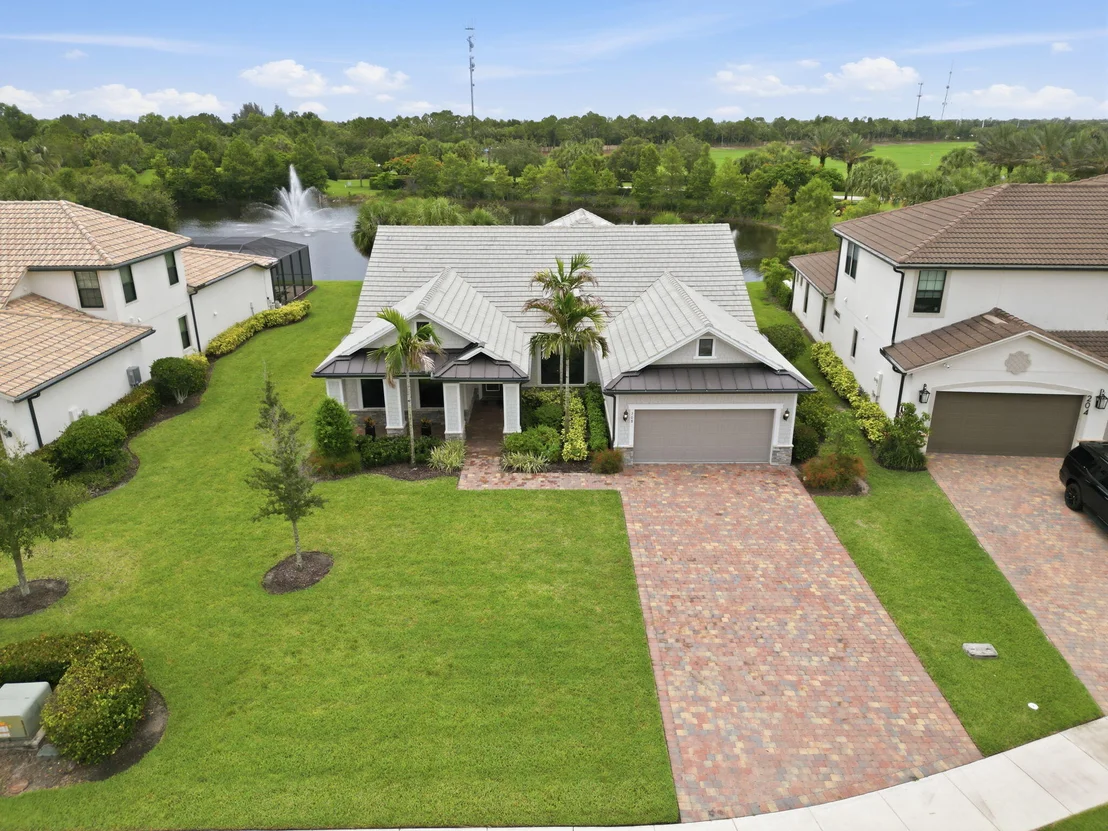Photo of 208 Sonoma Isles Circle