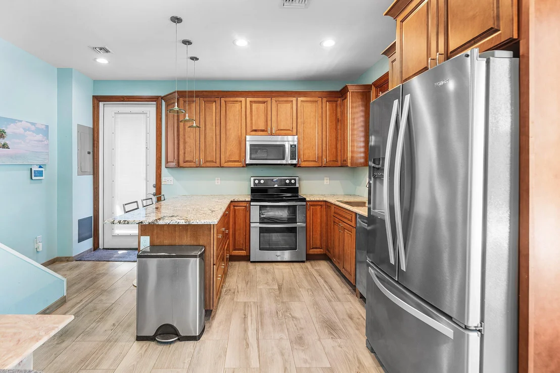 Photo of 5495 Hibiscus Road