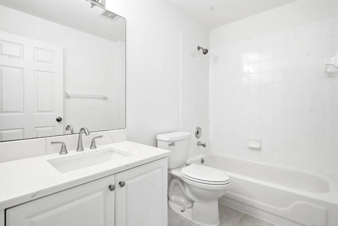 Photo of 128 Sausalito Drive