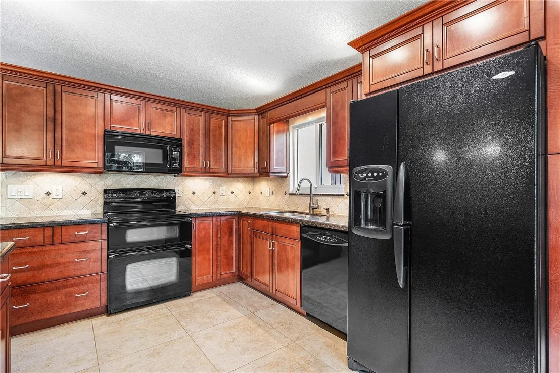 Photo of 1443 Banyan Circle
