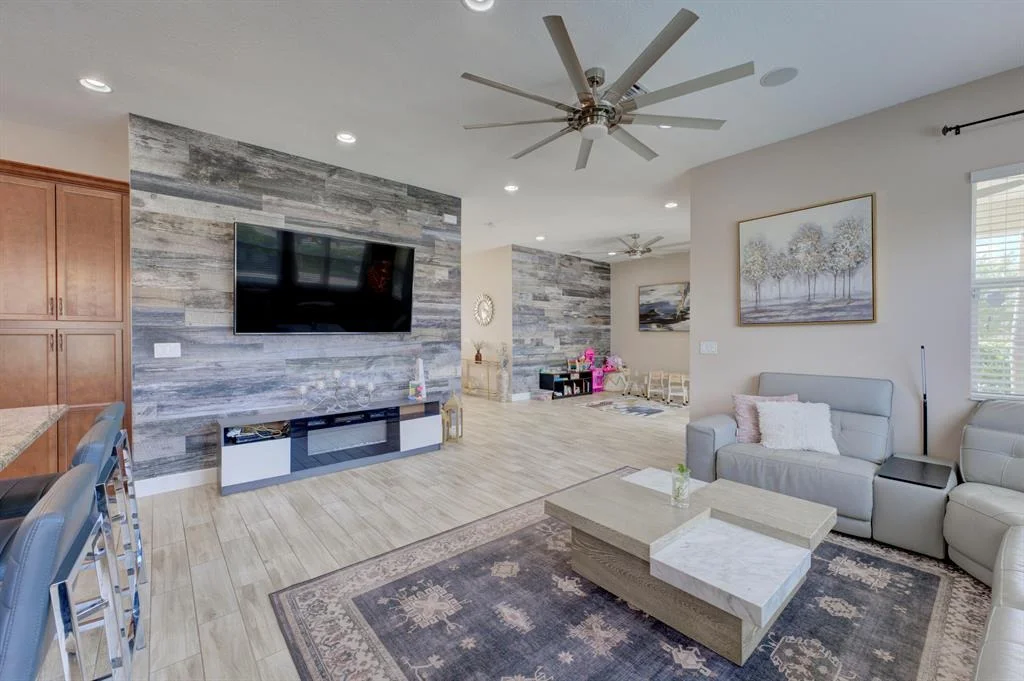 Photo of 15987 Whippoorwill Circle