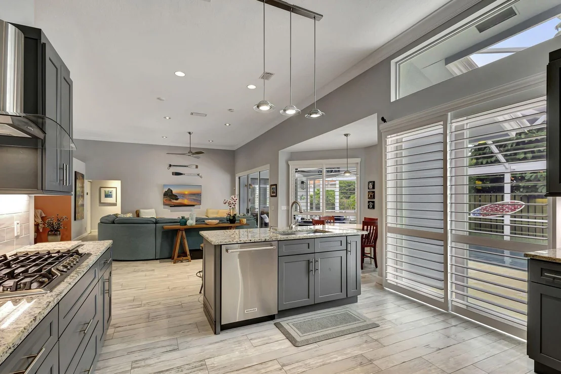 Photo of 271 Eagleton Estates Boulevard