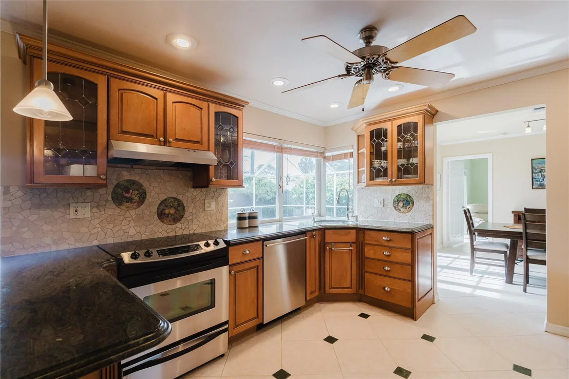 Photo of 4440 NE 27th Avenue