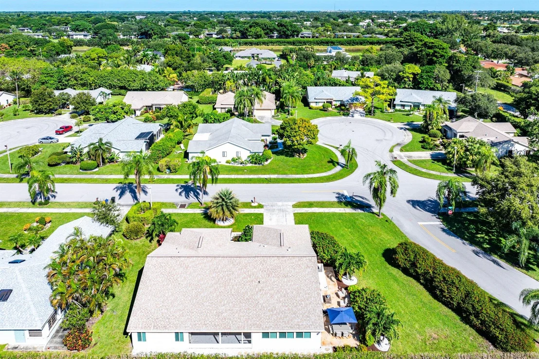 Photo of 2350 Riviera Drive