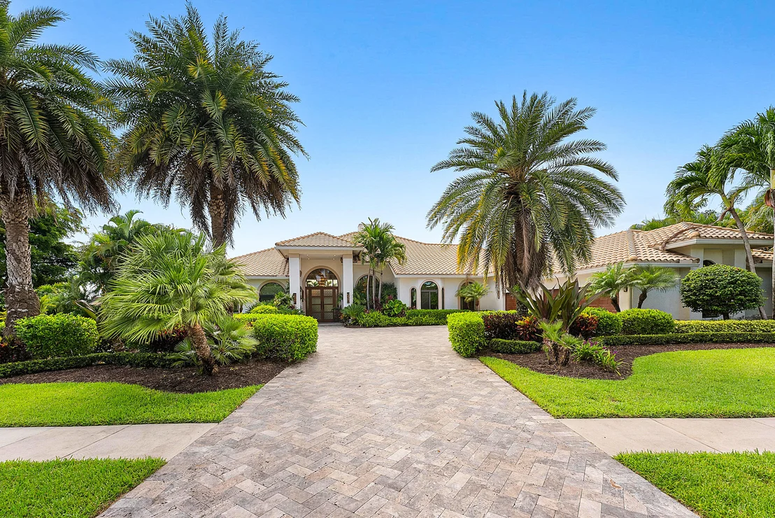 Photo of 16671 Meadow Creek Circle