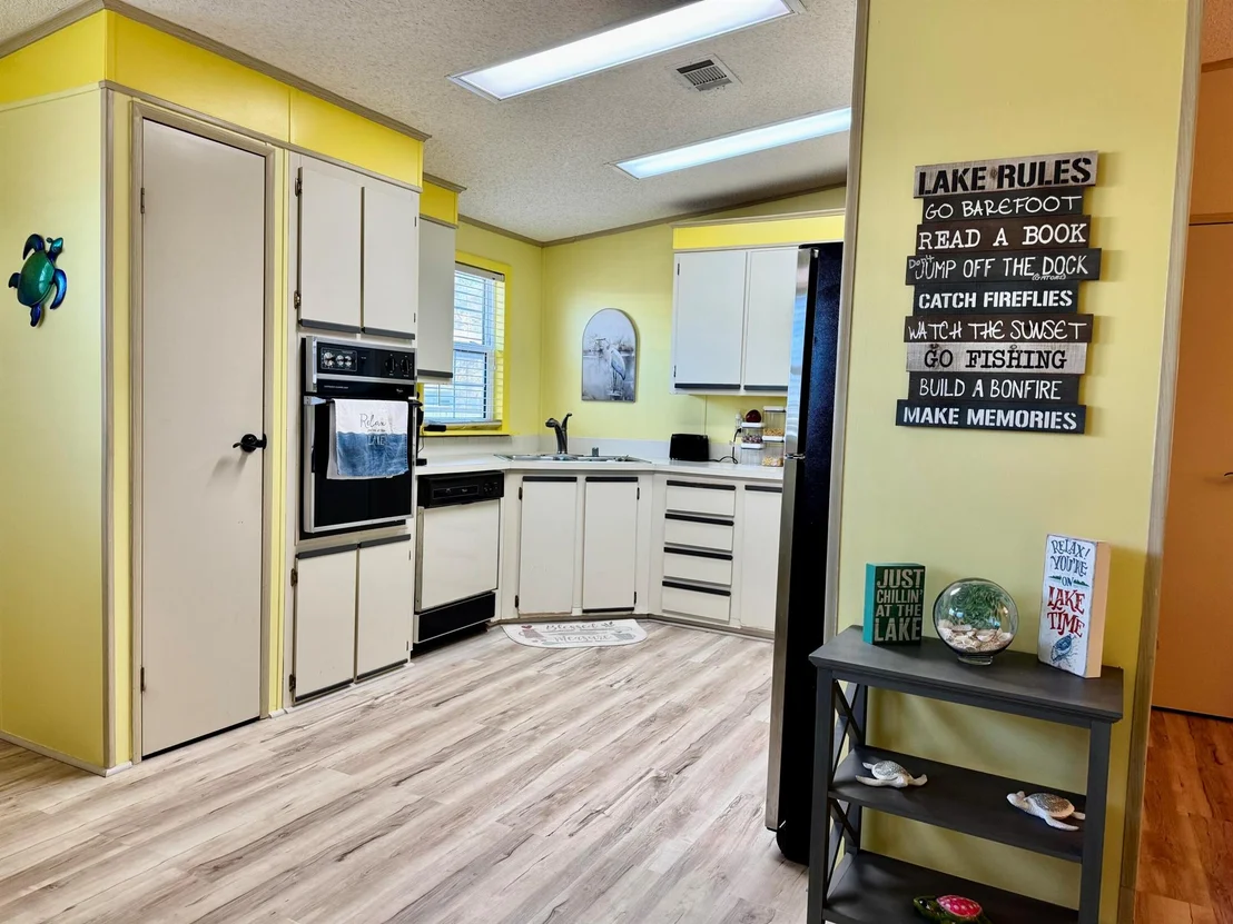 Photo of 1075 Lime Court