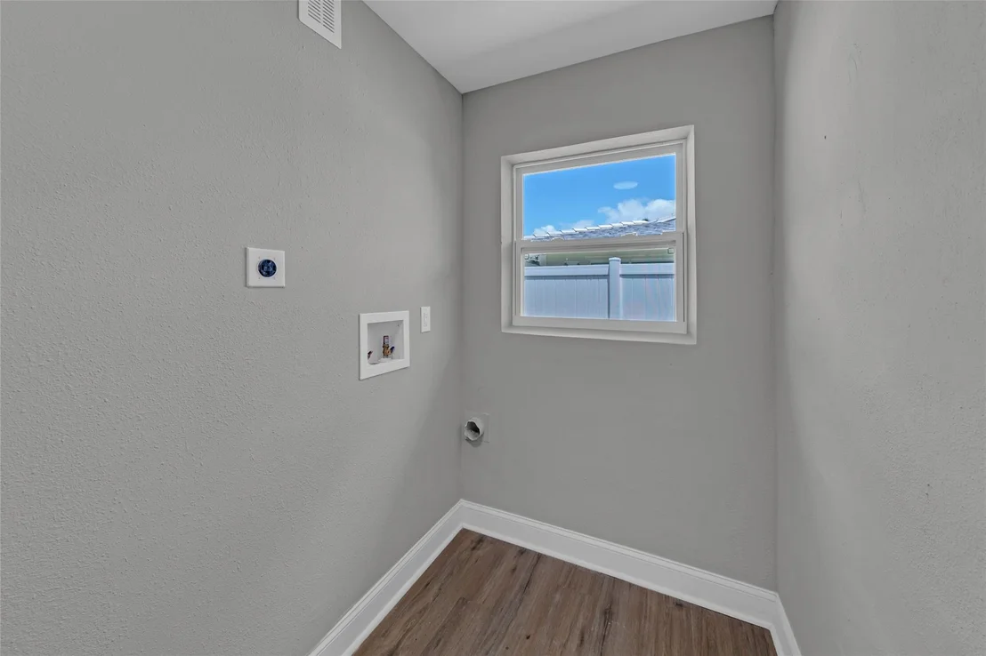 Photo of 421 SE 5th Avenue