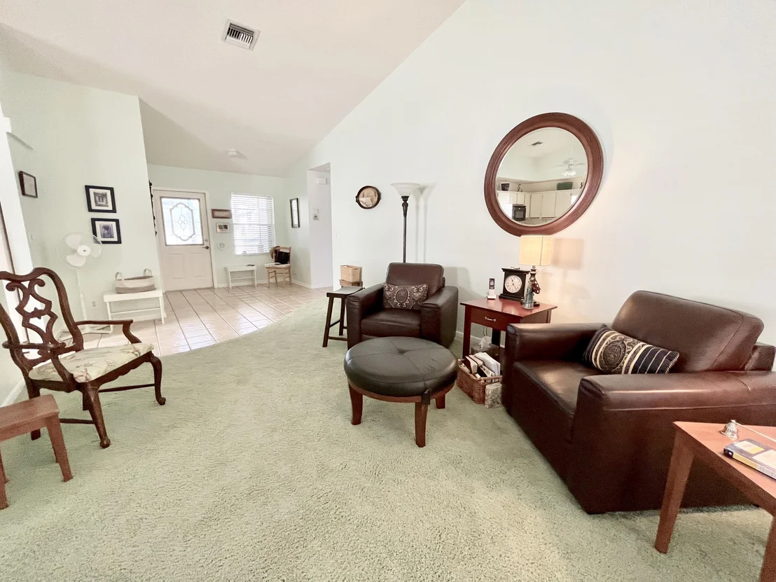 Photo of 3262 Anthony Circle N