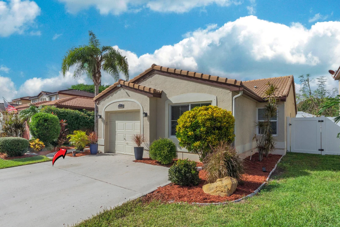 Photo of 4249 NW 1st Drive