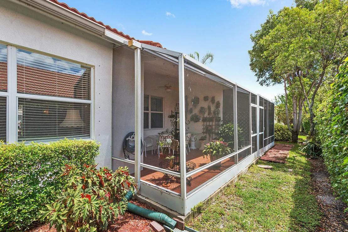 Photo of 6194 Petunia Road