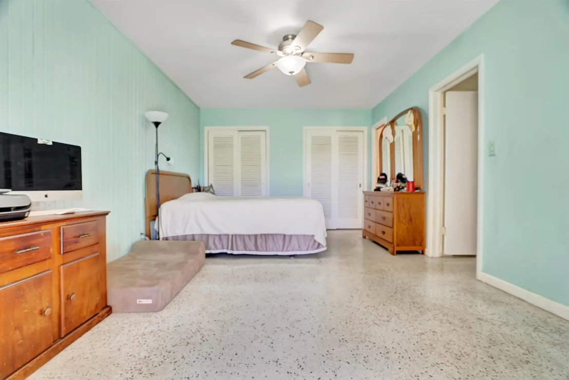 Photo of 6630 Pine Tree Circle
