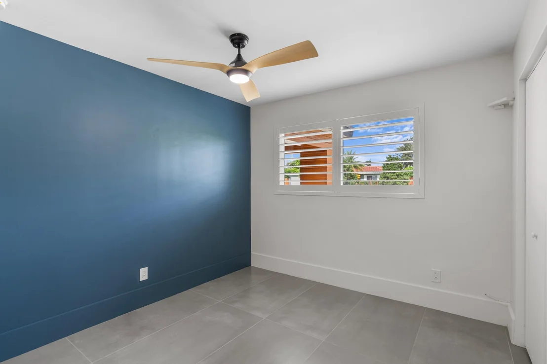 Photo of 450 NE 5TH Circle