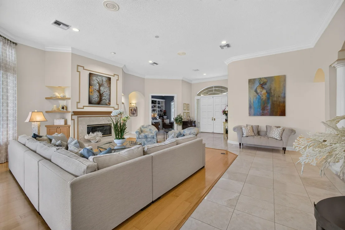 Photo of 2773 Tecumseh Drive
