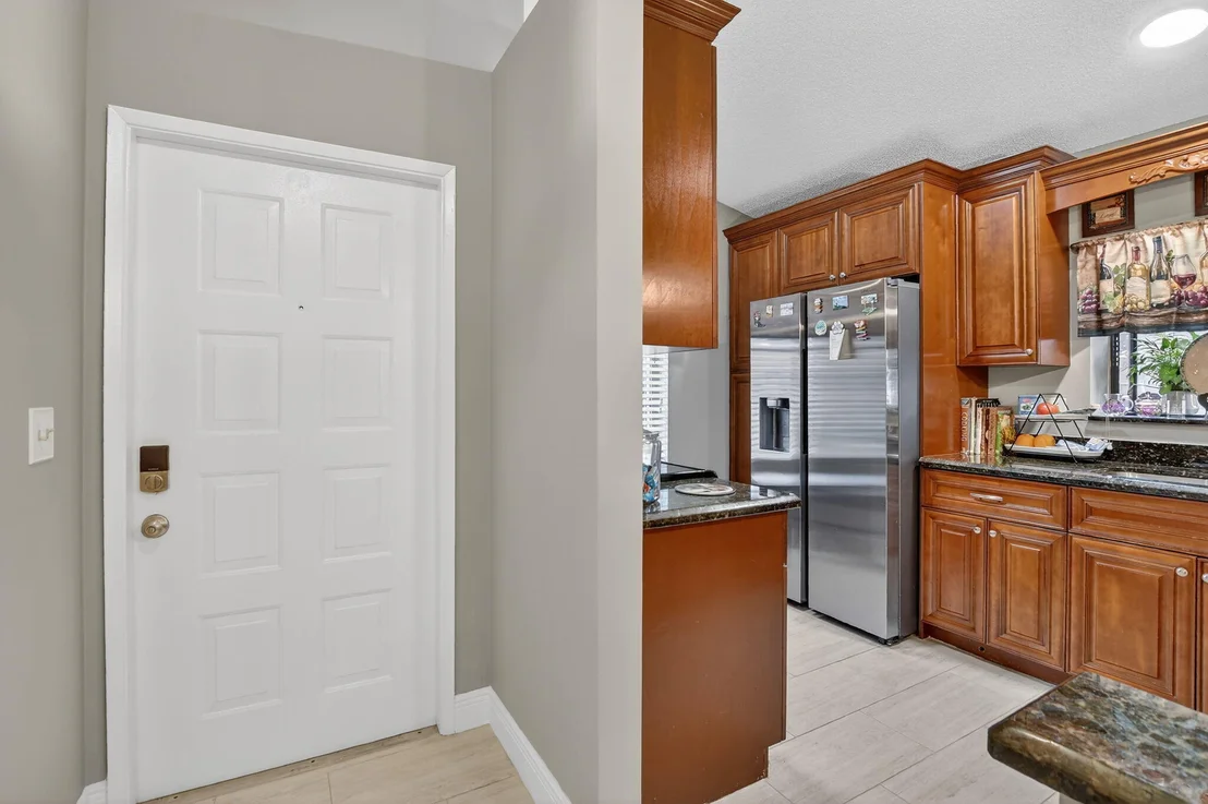 Photo of 8081 Springtree Road