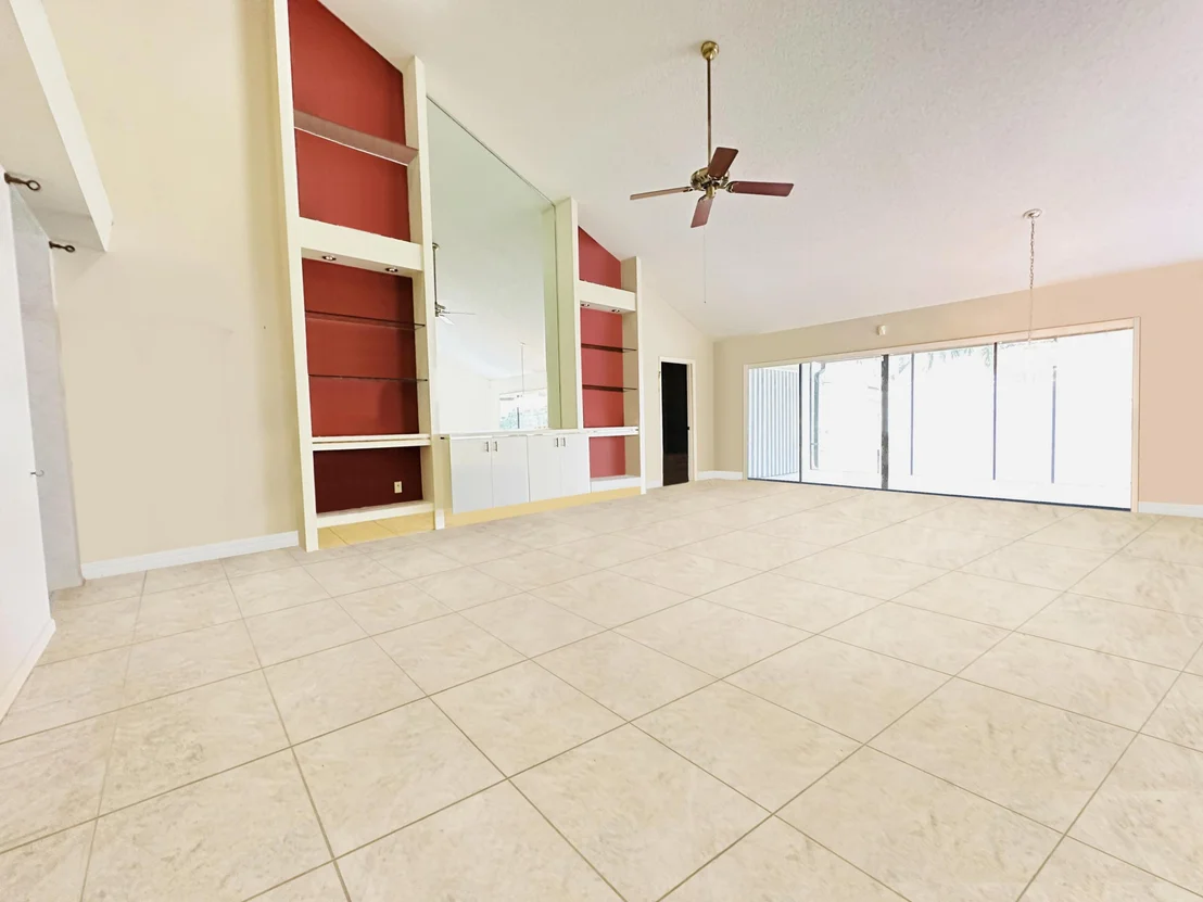 Photo of 129 Harbourside Circle