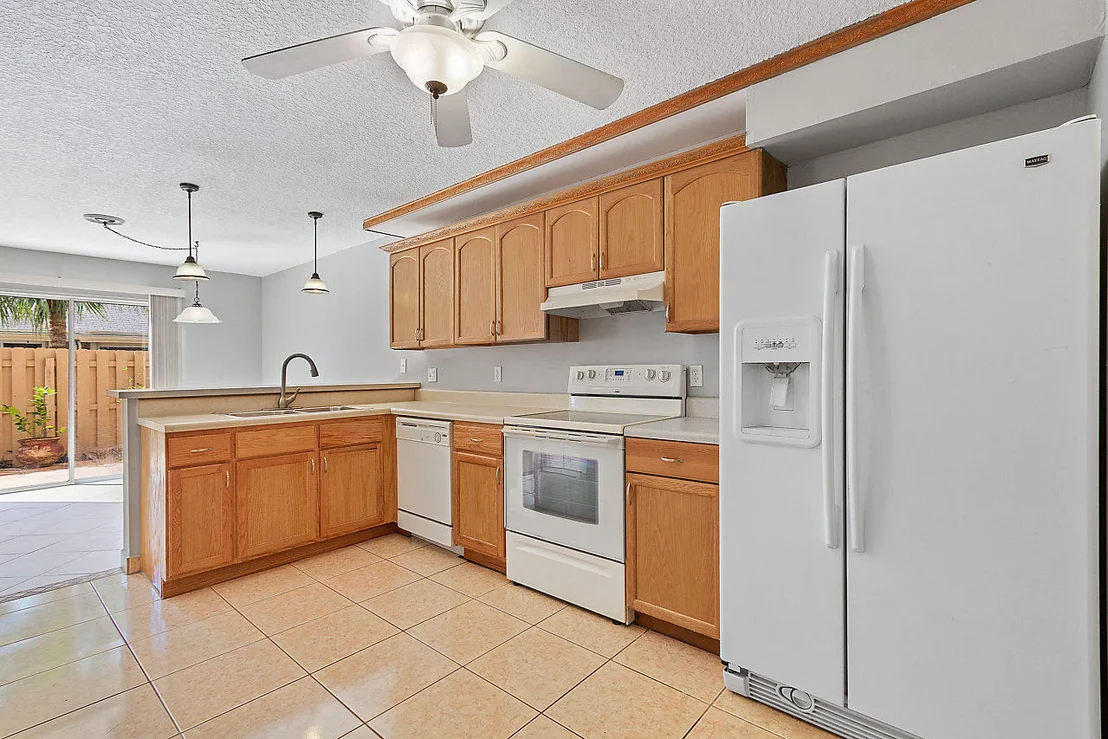 Photo of 302 Maplecrest Circle