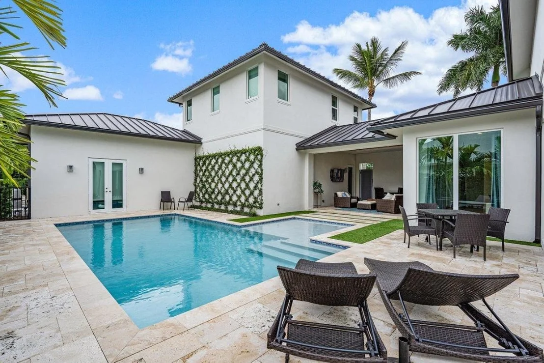 Photo of 217 Gulfstream Boulevard