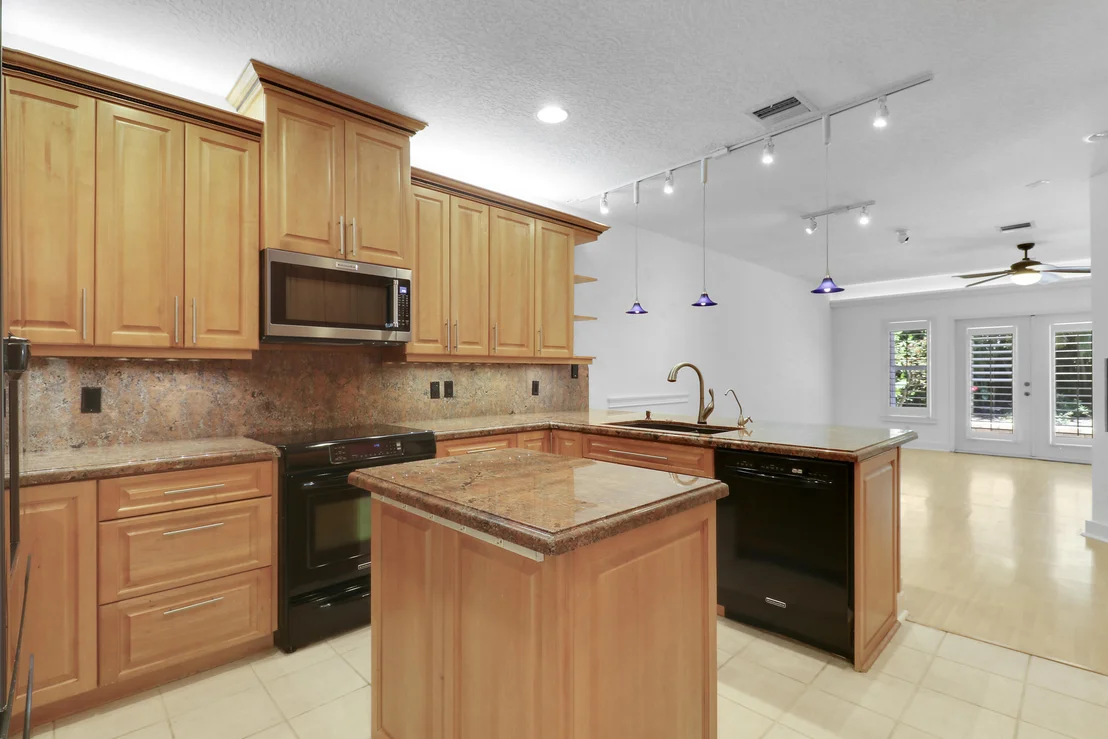 Photo of 12 Grand Bay Circle
