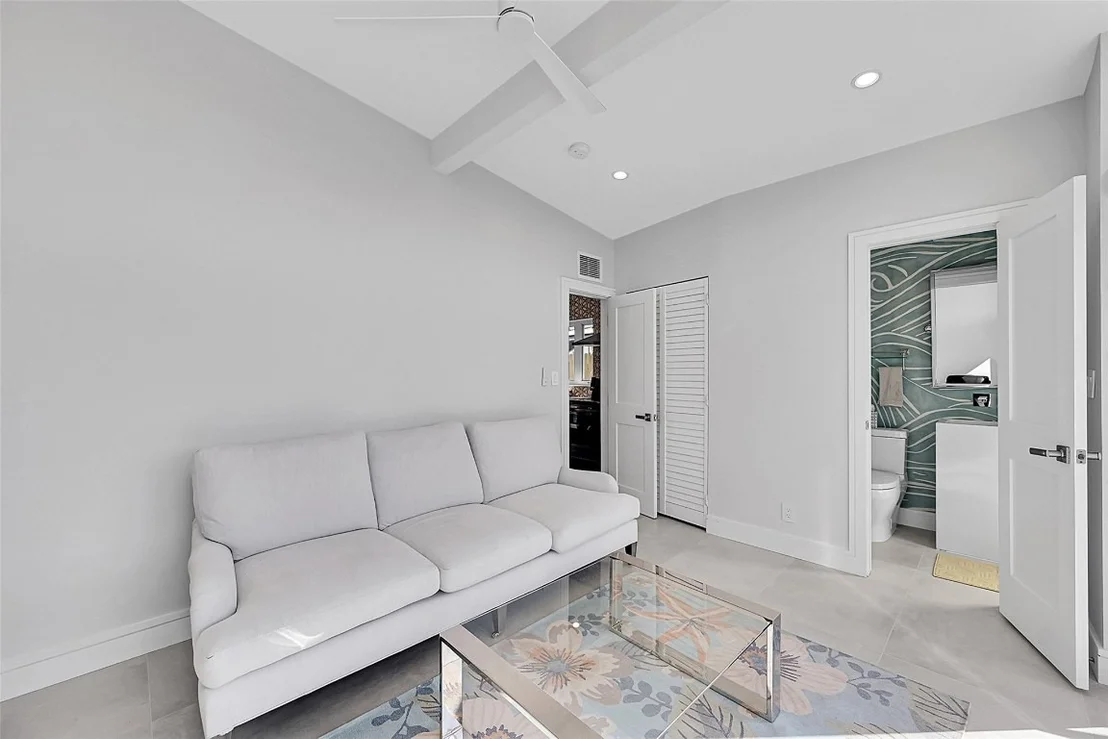 Photo of 441 SE 14th Avenue