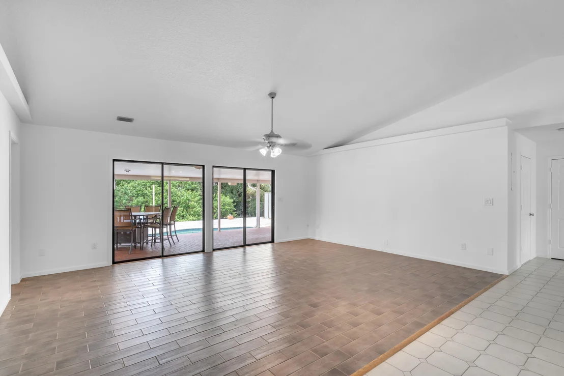 Photo of 1045 Coral Drive