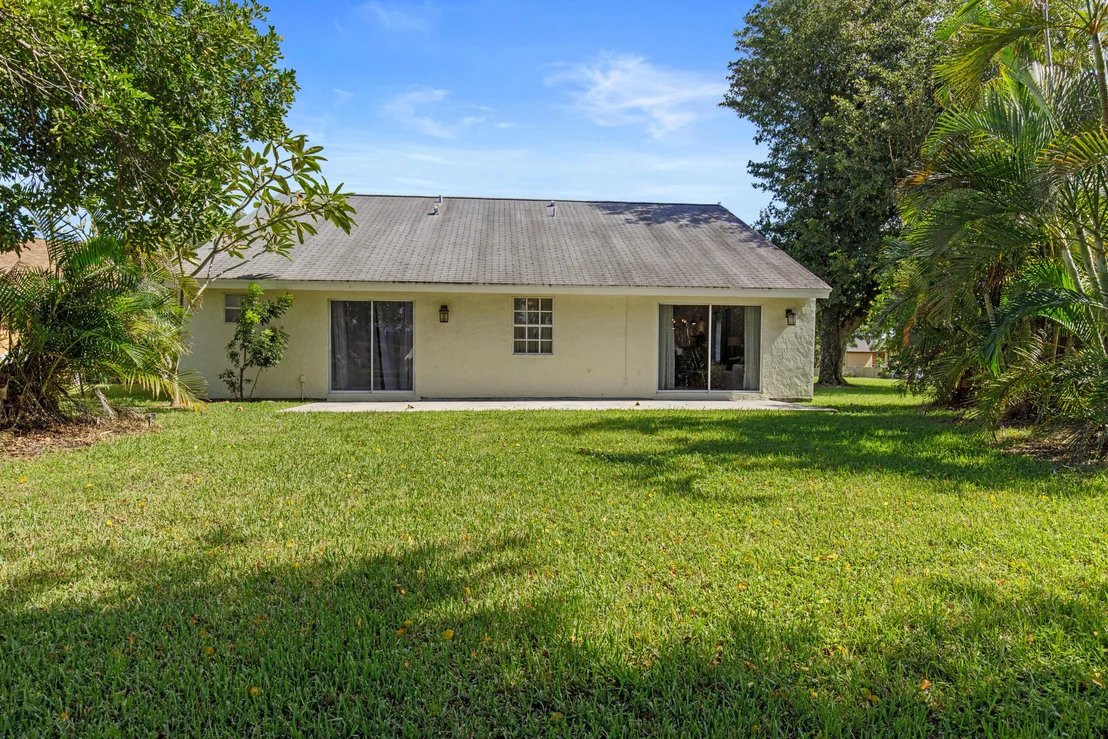 Photo of 1801 Stonehaven Drive