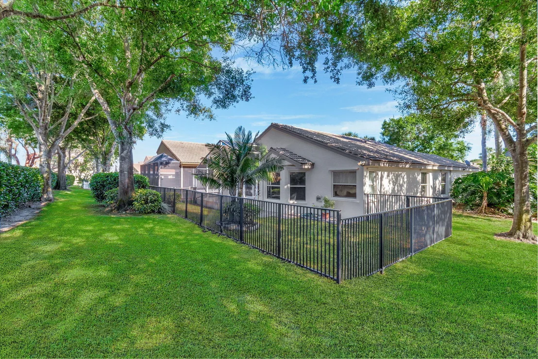 Photo of 7937 Sonora Street