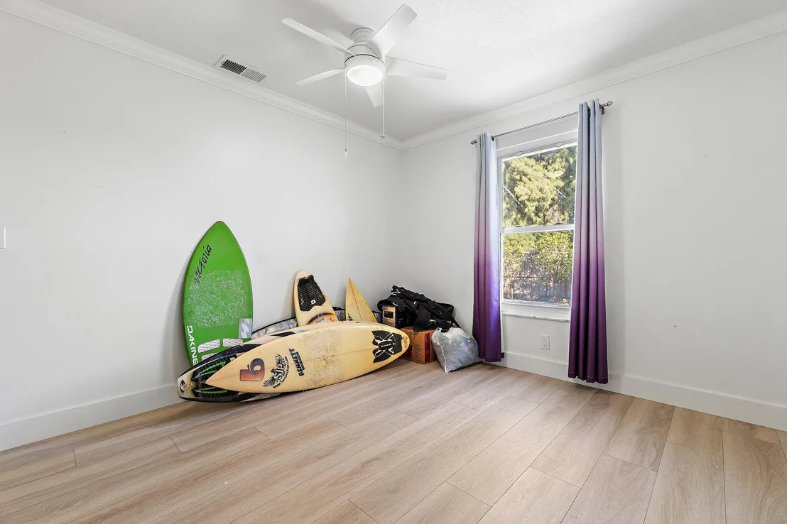 Photo of 162 Greentree Circle