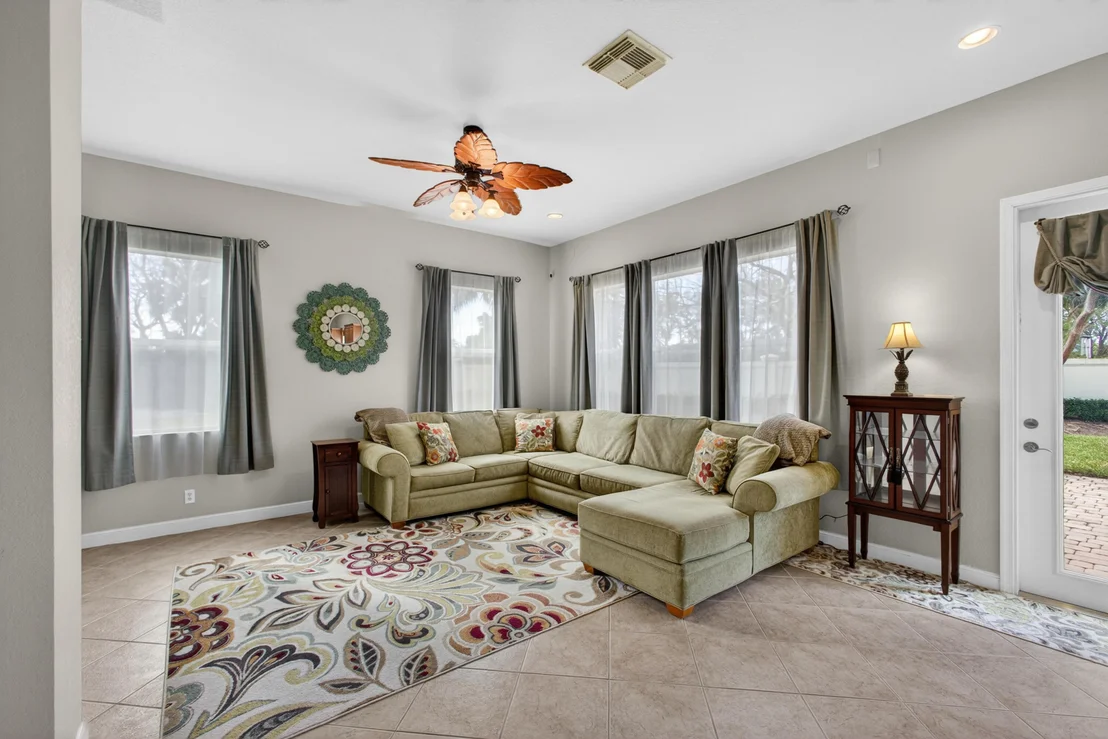 Photo of 659 Cresta Circle