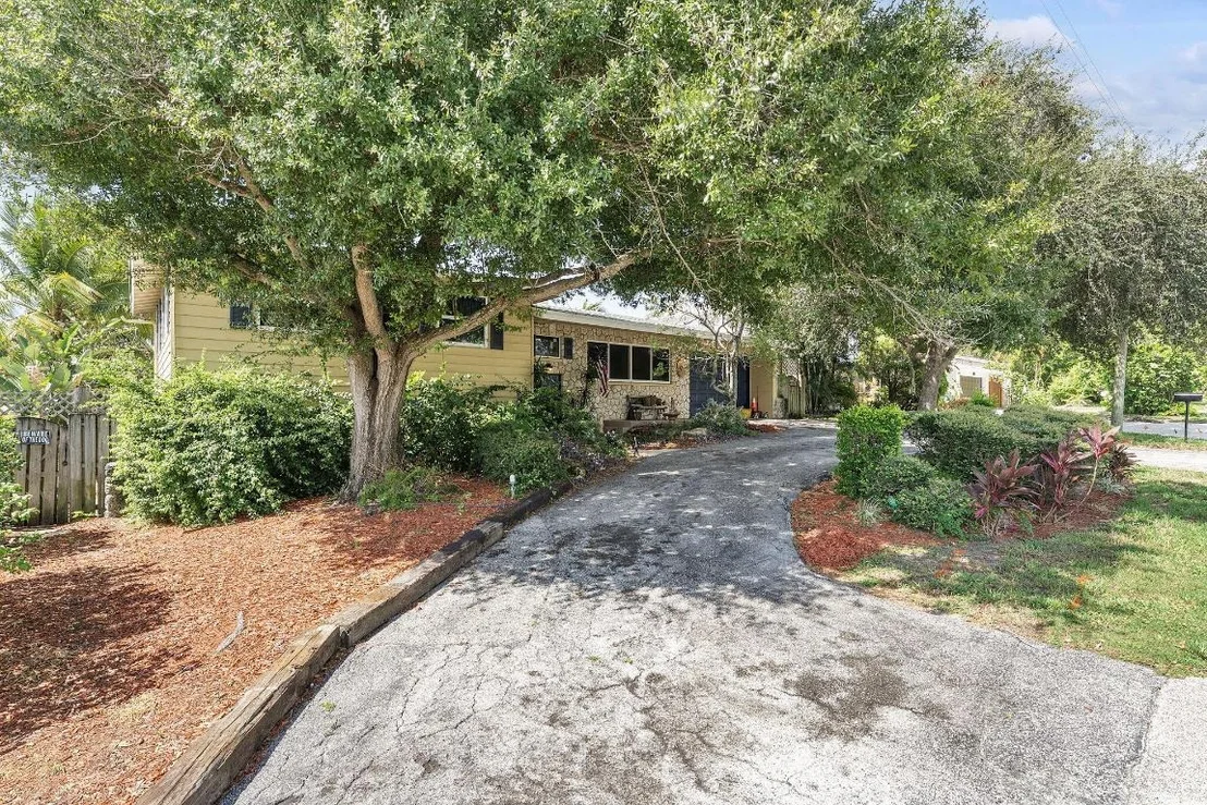 Photo of 116 SE 28th Avenue