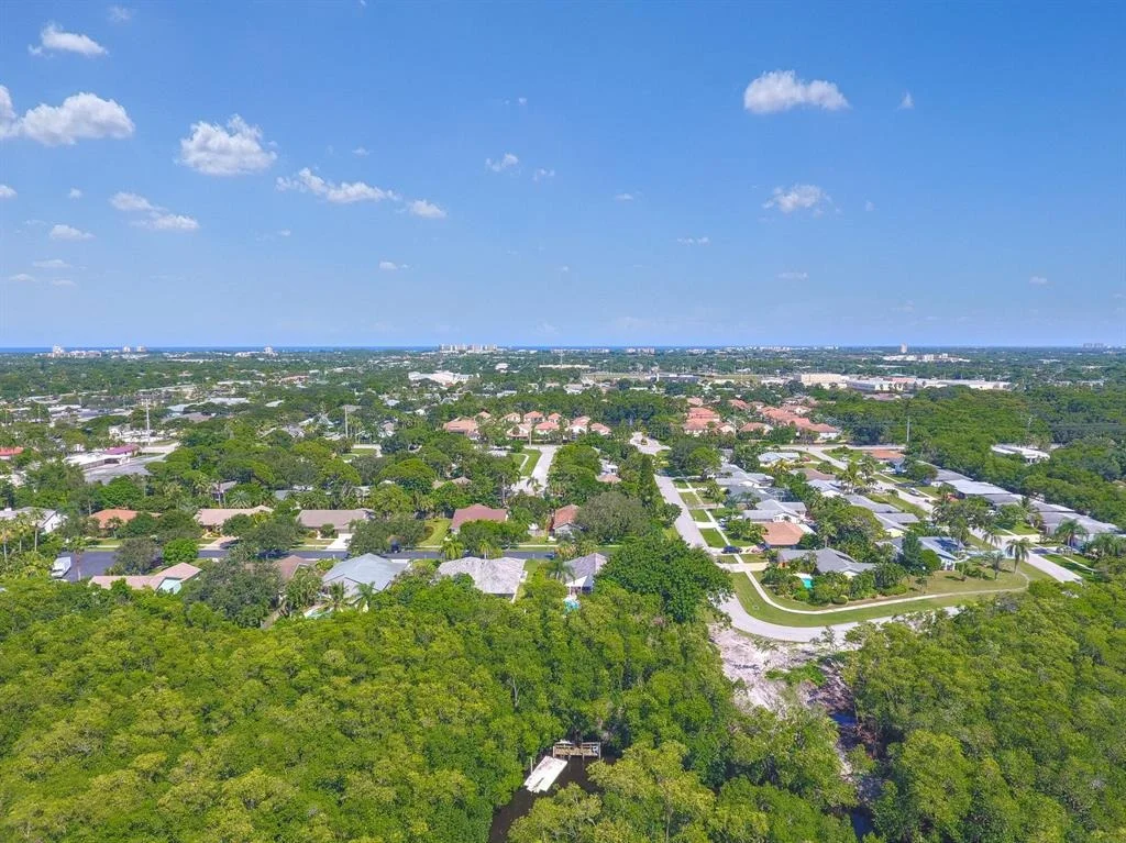 Photo of 309 Jupiter Woods Drive