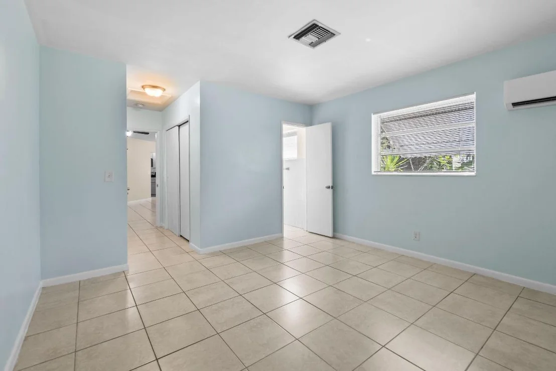 Photo of 356 Cedar Avenue
