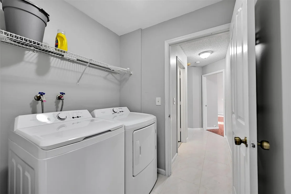 Photo of 10004 NW 57th Place