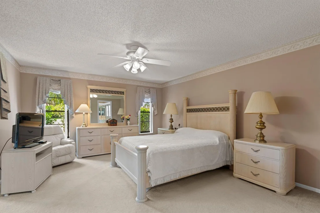 Photo of 8668 Eagle Run Drive