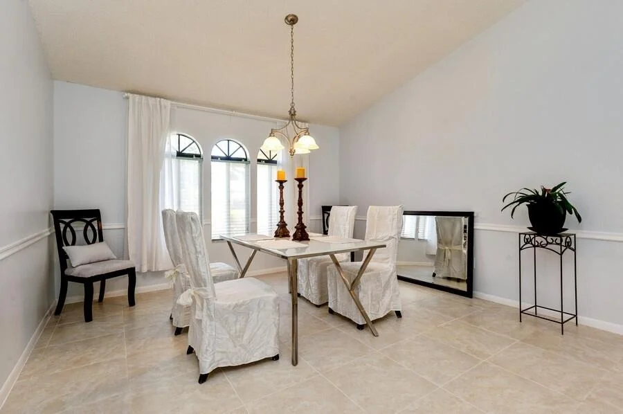 Photo of 2490 Riviera Drive