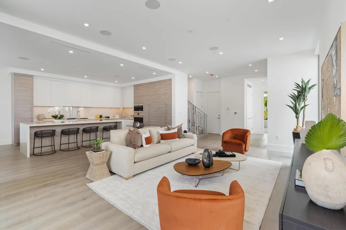 Photo of 1068 Del Harbour Drive
