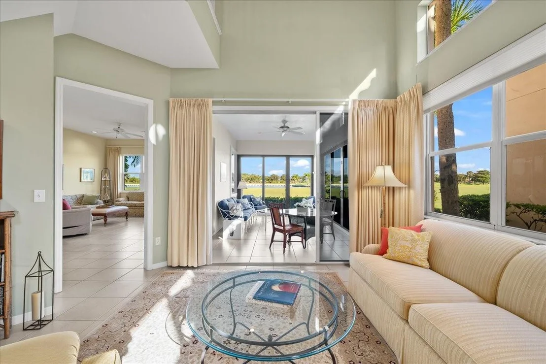 Photo of 1725 Victoria Circle