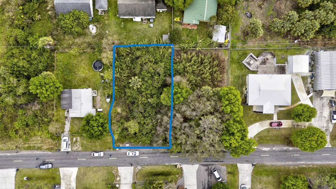 Photo of 2600 NW 33rd Avenue