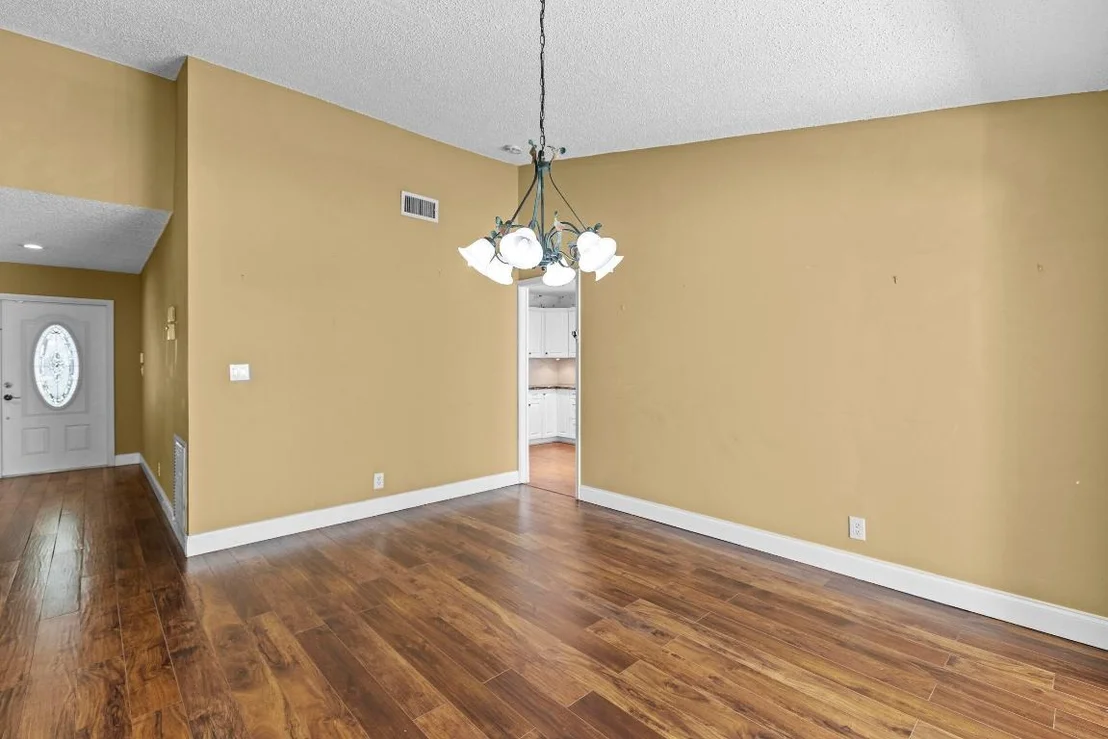 Photo of 7974 Cloverfield Circle