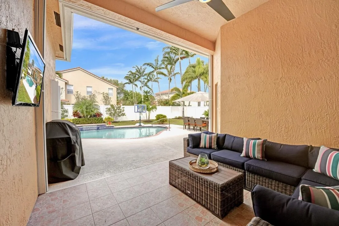 Photo of 6127 Indian Forest Circle