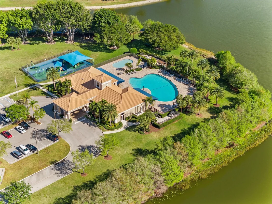 Photo of 12455 Antille Drive