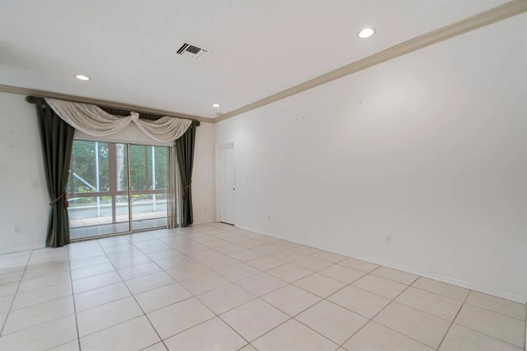 Photo of 10895 Fillmore Drive