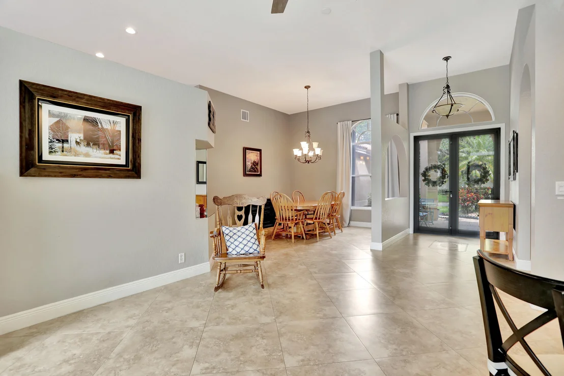 Photo of 5648 NW 100th Way
