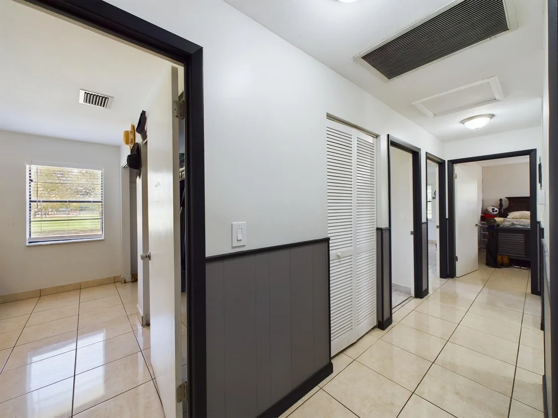 Photo of 2267 NE 54th Trail