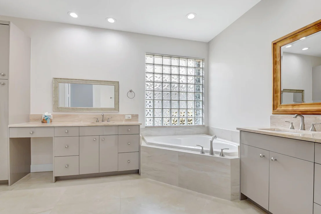 Photo of 13209 Alhambra Lake Circle